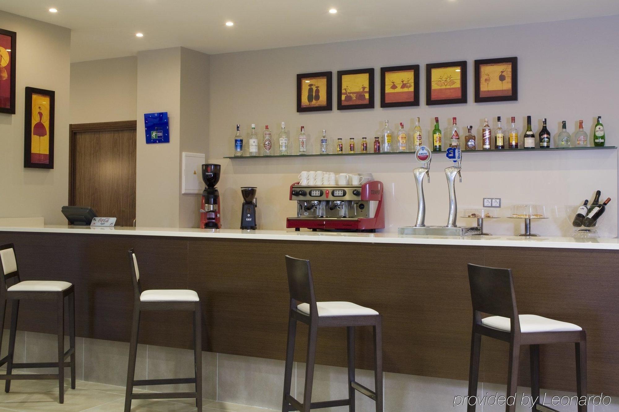Holiday Inn Express Campo de Gibraltar-Barrios, an IHG Hotel Los Barrios Restaurante foto
